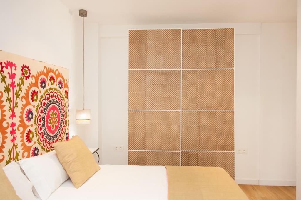 Modern & Nice Apartment. Old Town. Private Parking セビリア エクステリア 写真